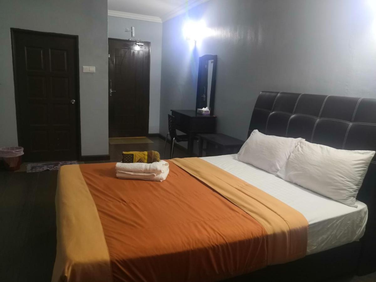 Kampong Ayer Terjun Oyo 90473 Opah Inn Hotel מראה חיצוני תמונה