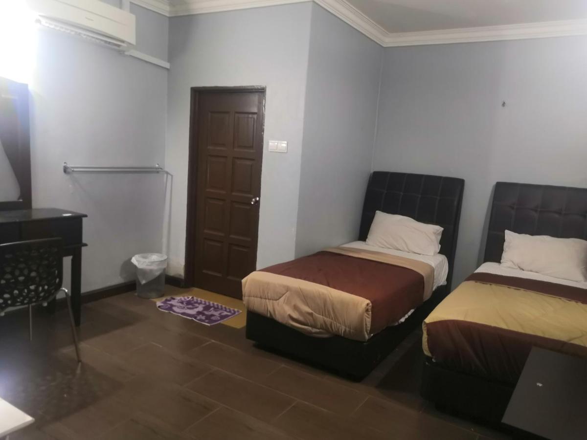 Kampong Ayer Terjun Oyo 90473 Opah Inn Hotel מראה חיצוני תמונה